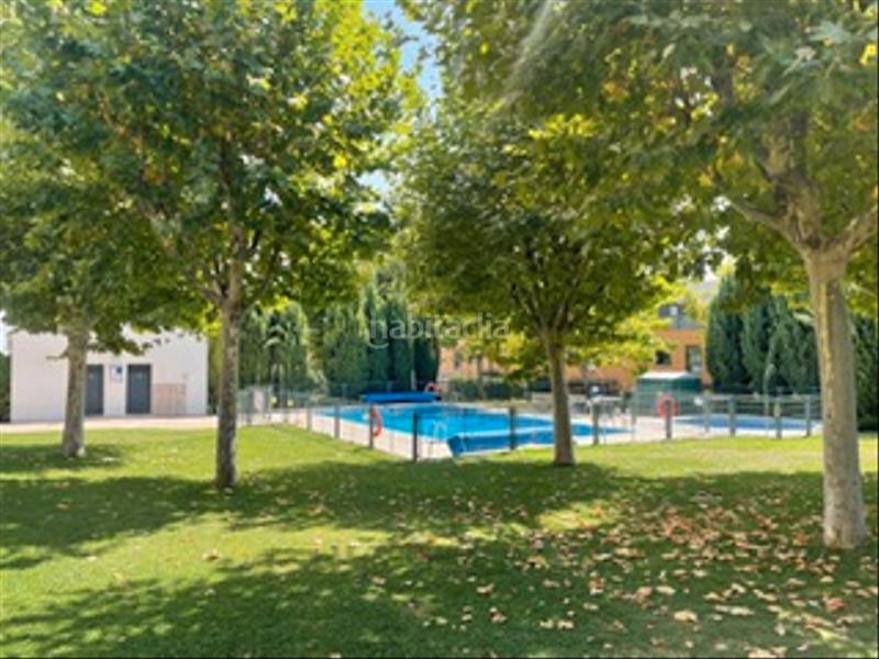 Foto ee1f00cc-0f9a-4936-bda8-a76e16699804. Maison jumelée avec chauffage parking piscine dans Hospital Valdemoro