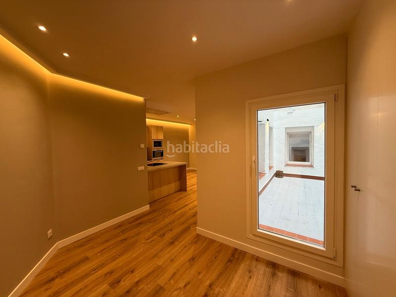 Foto f902bb69-9db7-4b06-a3da-5fa4fad89630. Appartamento in Pacífico Madrid