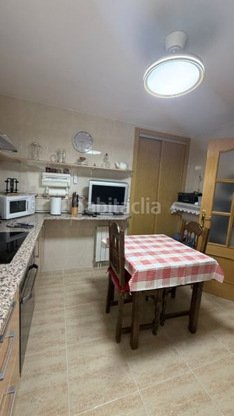 Foto 393de90a-2107-4567-a0bc-34468bd722cb. Zweistöckige wohnung mit heizung in Portazgo Madrid