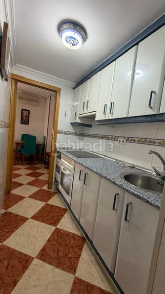 Foto 428bc4cb-39ab-437f-be2d-cc34dd204aef. Zweistöckige wohnung mit heizung in Portazgo Madrid