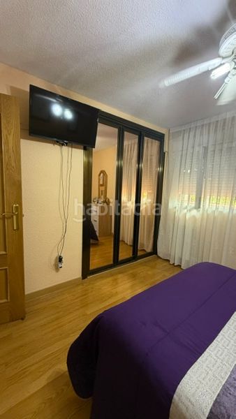Foto ae9ebb64-efb4-4027-a7d0-1a2195a54a25. Zweistöckige wohnung mit heizung in Portazgo Madrid
