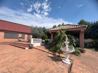 Chalet in Yeles. Chalet independiente yeles