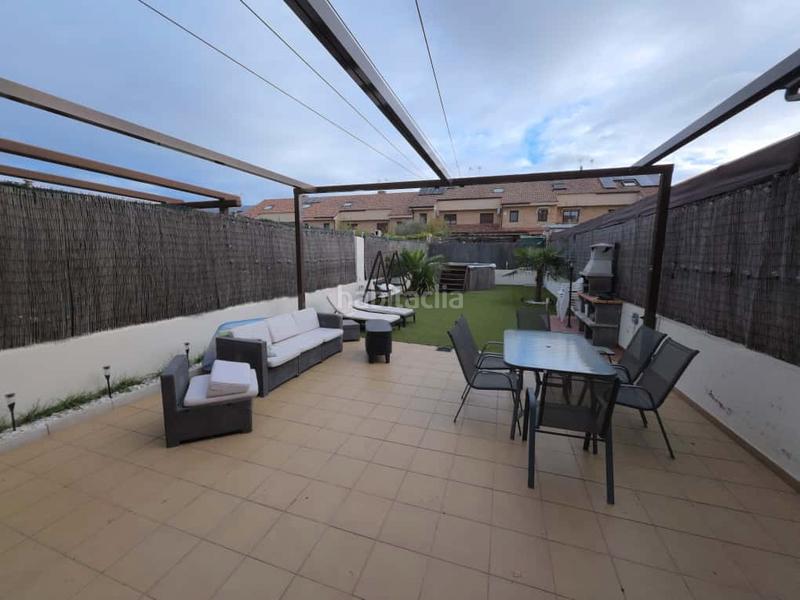 Foto 11f85d4b-5797-4ced-8428-6faa9e7a03df. Chalet mit heizung parking in La Dehesa - El Pinar Navalcarnero