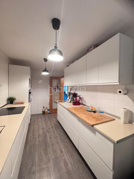 Foto 5a079282-b5c4-4f26-ae1b-cafb09007be4. Chalet con camino parcheggio in Yuncos