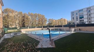 Appartement à Villafontana - Estoril I. Urbanizacion piscina y parking