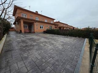 Xalet a Carranque. Pareado carranque