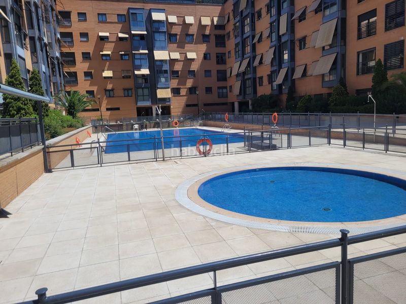 Foto 40008231-6a3d-451f-8adc-9827fee16617. Àtic amb calefacció aparcament piscina a Valdebernardo-Valderribas Madrid