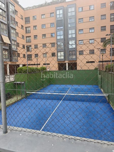 Foto c89c531b-e46a-4dc1-b83f-2b6d3385f787. Àtic amb calefacció aparcament piscina a Valdebernardo-Valderribas Madrid