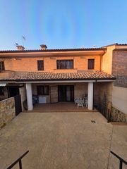 Chalet in Moraleja de Enmedio. Chalet adosado moraleja de enmedio