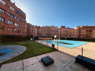 Etagenwohnung  Avenida del conde de barcelona 5. Vivienda en valdepelayos