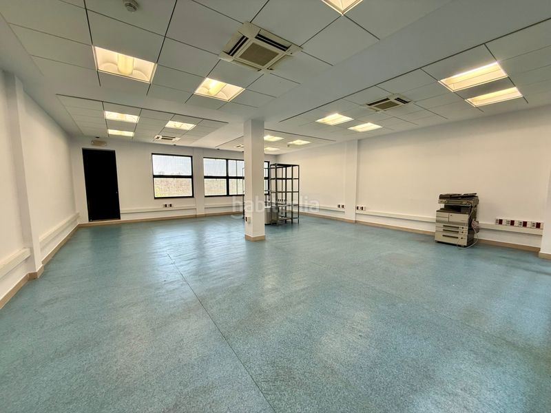 Foto 28b0b808-7f5b-4f8c-8ad6-055a17609449. Affitto edificio in Campodón-Ventorro del Cano Alcorcón