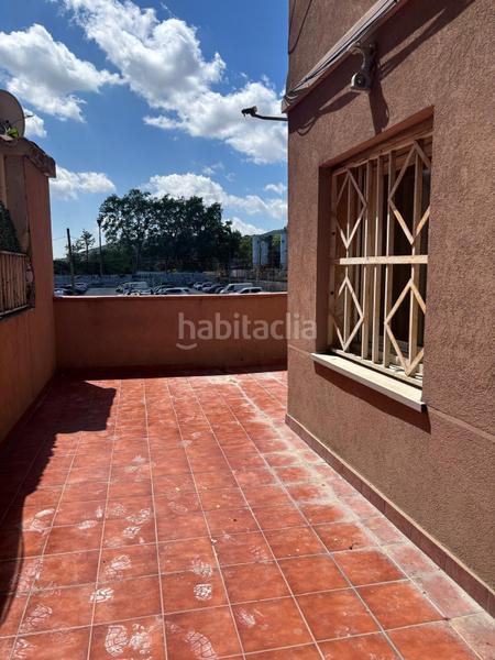 Foto 4ff1f21d-3acc-455a-9c89-cccc11dad0b4. Piso zona valentine, reformado, con terraza y ascensor en Montcada i Reixac