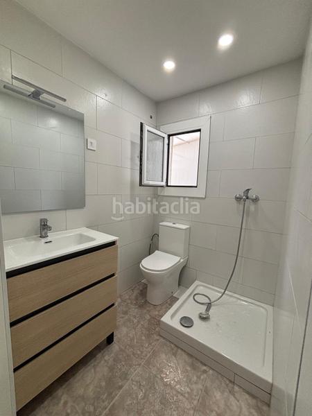 Foto 6fece8b8-8ef9-45a1-a4ca-15e4fdb33e06. Piso zona valentine, reformado, con terraza y ascensor en Montcada i Reixac