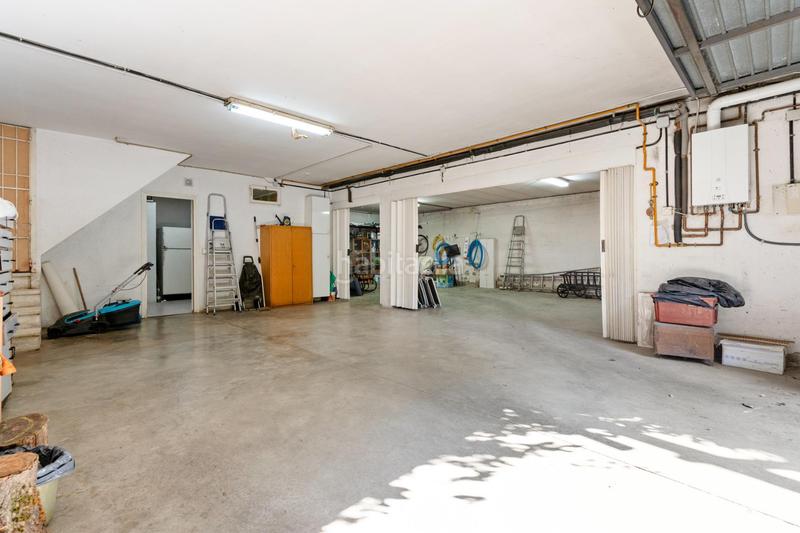 Foto 3d222942-ff8f-44f5-8004-5d7563ddc635. Haus mit heizung parking pool in Santa Maria-Terra Nostra Montcada i Reixac