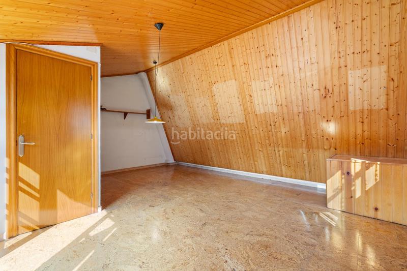 Foto eb2a6b7f-70e2-4cb9-9221-792bda3fbc86. Haus mit heizung parking pool in Santa Maria-Terra Nostra Montcada i Reixac