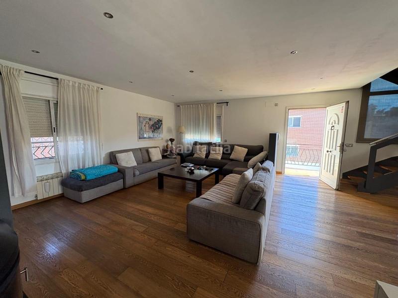 Foto 01f24659-8263-429e-9118-c2621f527526. Casa con riscaldamento parcheggio piscina in Santa Maria-Terra Nostra Montcada i Reixac