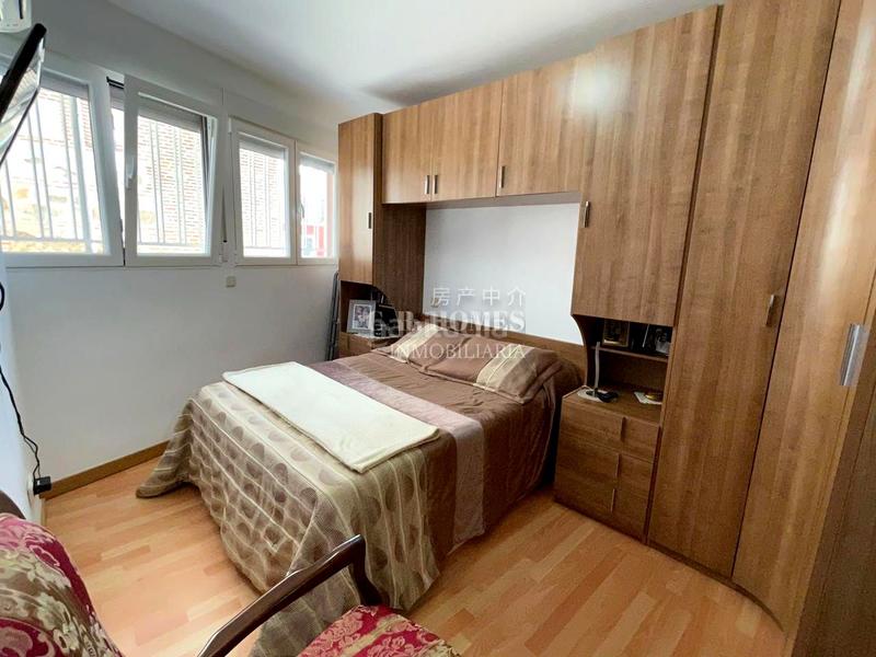 Foto 48c77aa2-3db4-4a18-bcb9-0891537c2675. Erdgeschoss in San Isidro Getafe