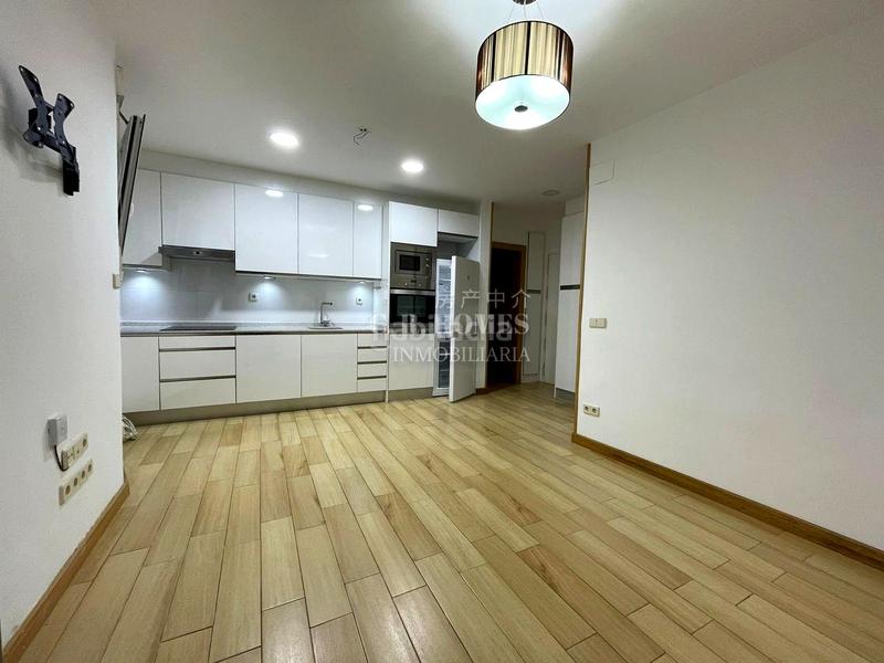 Foto ab90818a-f899-486f-92f2-e834690ff396. Erdgeschoss in San Isidro Getafe