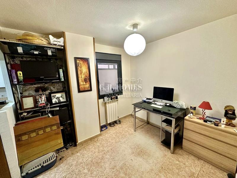 Foto 33eca43a-2235-4766-a55e-22f8fe49fb1a. Ground floor with heating parking pool in Estación Valdemoro