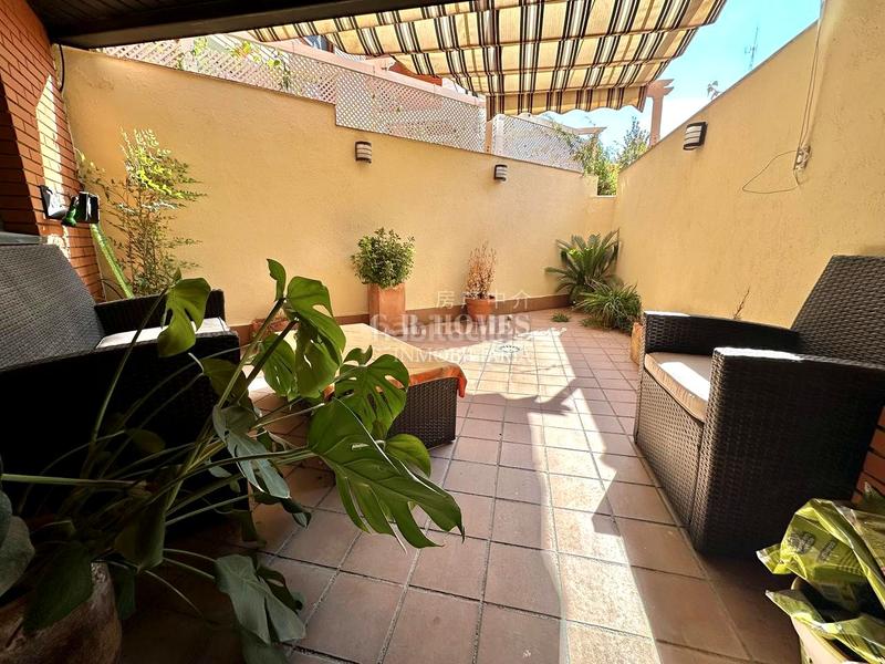 Foto 66cff1e1-9977-42aa-b42c-4f5da9a53c43. Ground floor with heating parking pool in Estación Valdemoro