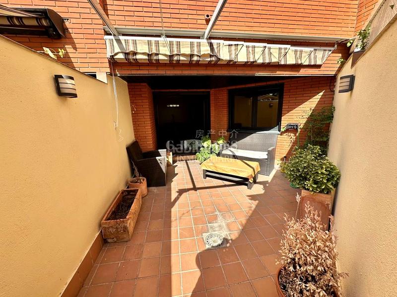 Foto f10cccc5-47d3-4155-9c07-d117ca292137. Ground floor with heating parking pool in Estación Valdemoro