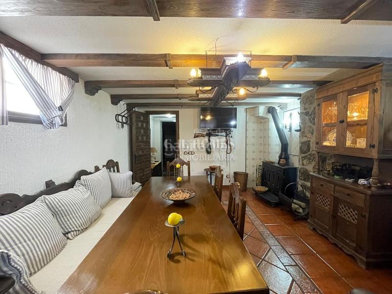 Foto 186e2293-abbd-44e6-b263-8fa94a3a7281. Casa a schiera con riscaldamento parcheggio in Sector 3 Getafe