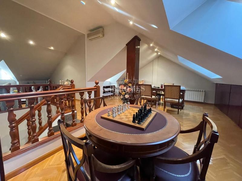 Foto c1a0cb3d-4ea1-4a9a-9d6d-f076f834bab5. Casa a schiera con riscaldamento parcheggio in Sector 3 Getafe