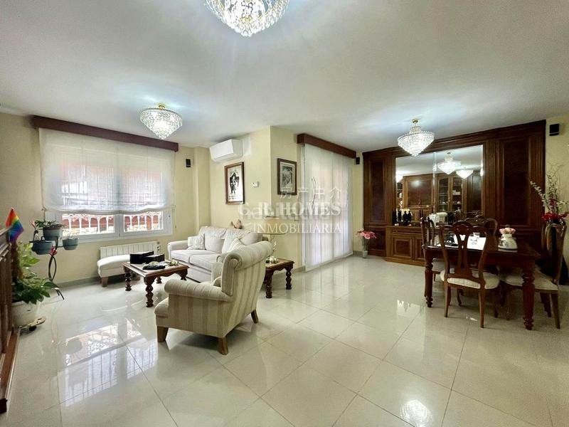 Foto 7367c8e4-19da-440a-8618-c966eeb2f1d6. Casa adosada en El Arroyo-La Fuente Fuenlabrada