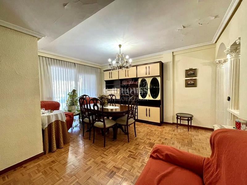 Foto a73073ff-2f91-4546-b9dd-92c36c8dd702. Etagenwohnung mit heizung in Universidad Getafe