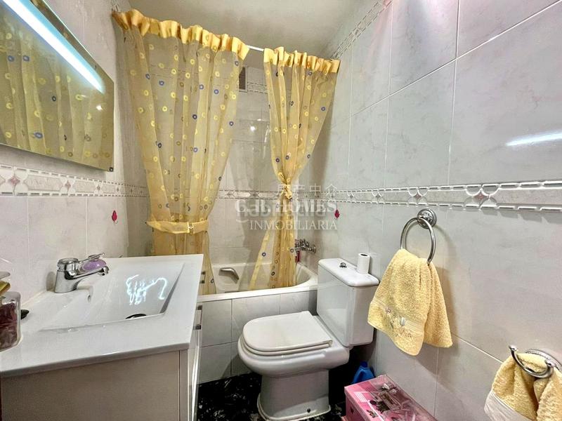 Foto 2eb45f1e-fe95-4548-b826-c635745e441a. Flat with heating in Universidad Getafe