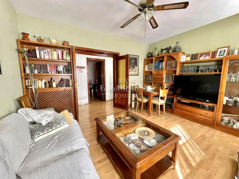 Foto bcf305f4-4d56-4ae4-af2b-e384b38a4838. Ground floor with heating in Universidad Getafe