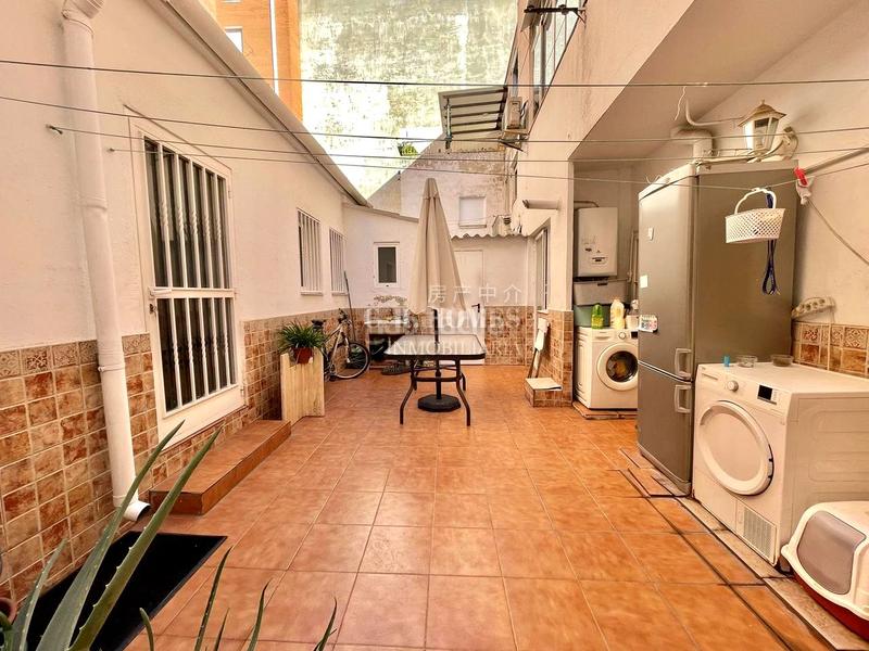 Foto e0547d34-f4db-44d2-b0e4-01c46c165547. Ground floor with heating in Universidad Getafe