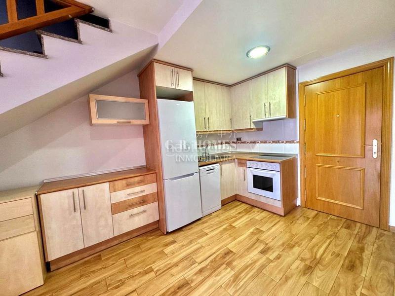 Foto 506f5a7e-981b-4660-84af-0295bd361288. Dúplex amb calefacció aparcament a Las Dehesillas-Vereda de los Estudiantes Leganés