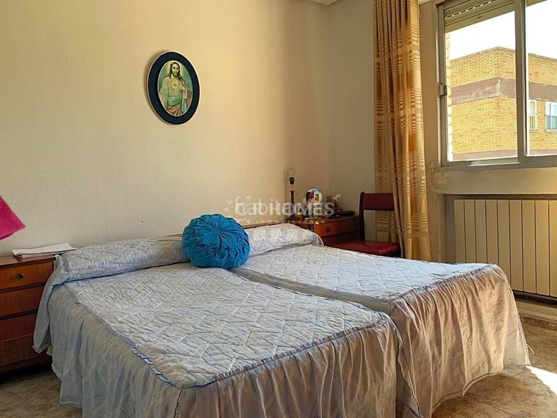 Foto 87ac46df-2fb3-44d3-950d-8f4d141026ab. Etagenwohnung mit heizung in Juan de la Cierva Getafe