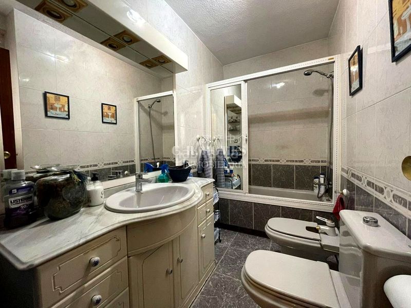 Foto 8c9eb1cb-9164-49c8-bc71-cb1976e531d6. Pis amb calefacció a Universidad Getafe