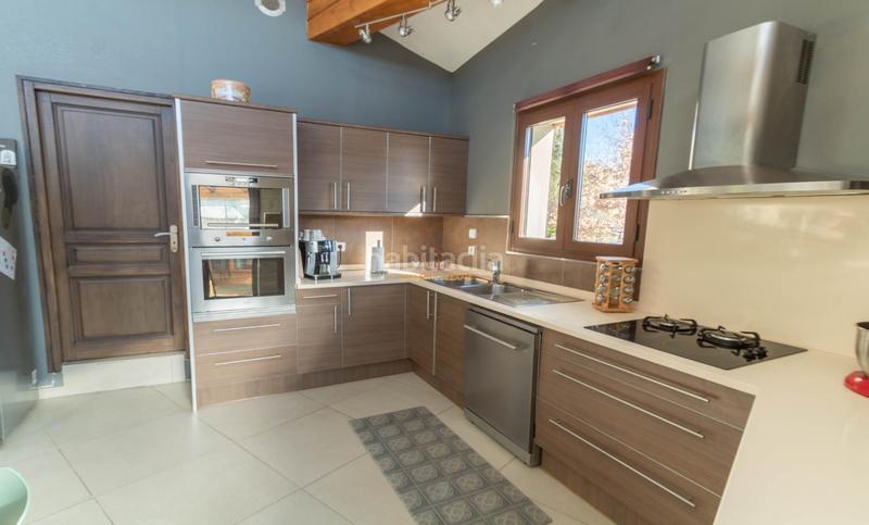Foto 41c8bd52-9a6d-47c5-9712-7802c7720b97. Chalet espectacular chalet en zona en Font-Romeu