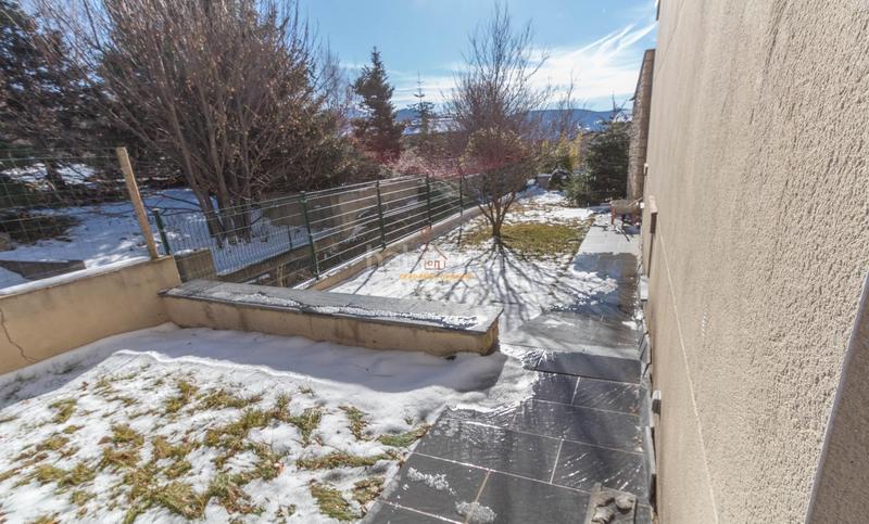 Foto 5cd7f5a0-9c5c-4cd5-8902-2fb80fc01641. Chalet espectacular chalet en zona en Font-Romeu