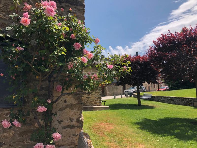 Foto 0f5a150e-4455-487d-8972-9071a70e126a. Maison avec cheminée chauffage parking dans Puigcerdà