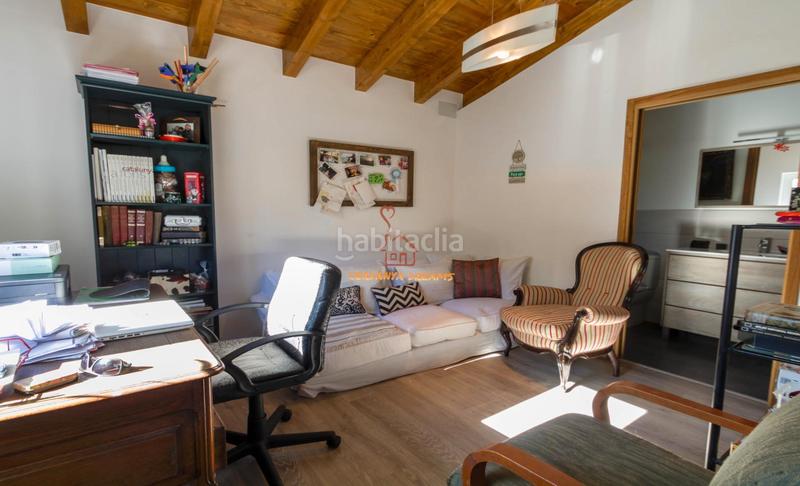 Foto 89e5619d-1b48-4503-a910-21a522ed74a4. Casa pareada pareada con jardín en Enveitg