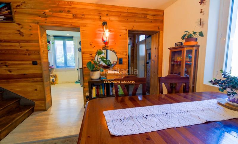 Foto b62bcc99-6817-4fe0-8fd4-bb05e55d0ec6. Casa pareada pareada con jardín en Enveitg