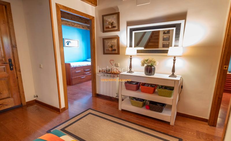 Foto 5473401f-3fcd-4cae-8dcb-7cf4c7da9d83. Duplex avec cheminée chauffage parking piscine dans Puigcerdà