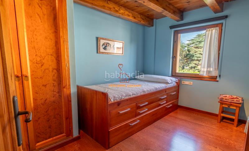 Foto 9f4cadd8-83a7-41de-9332-e96df8211d48. Duplex avec cheminée chauffage parking piscine dans Puigcerdà