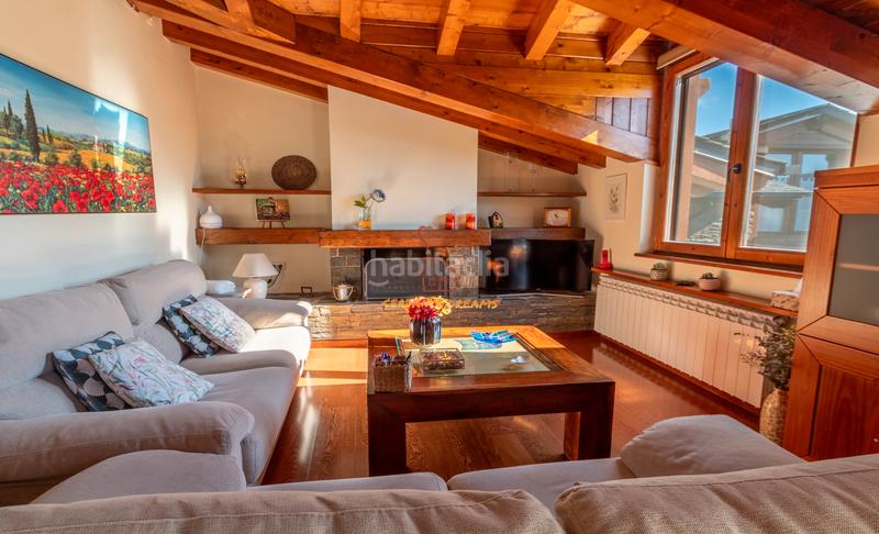 Foto b56faacf-5e10-4508-a04b-176999ab367c. Duplex avec cheminée chauffage parking piscine dans Puigcerdà