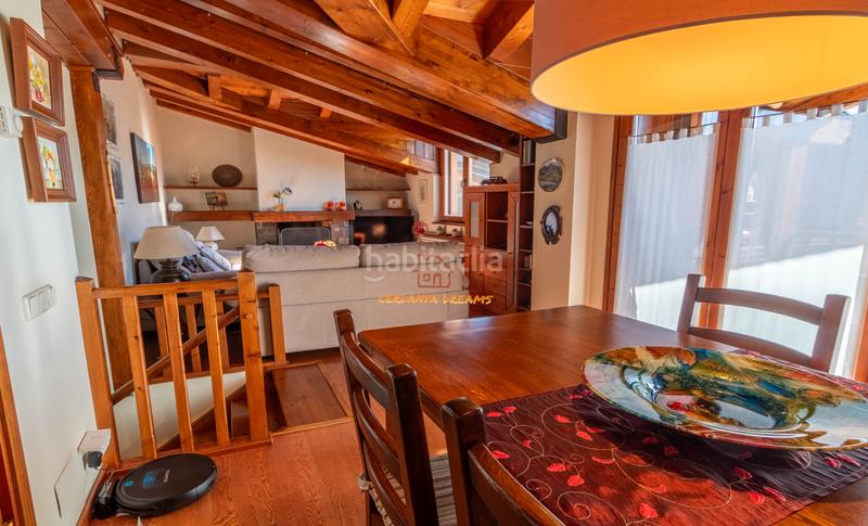 Foto ba906a82-2636-46c8-9b09-c957ae8ecb01. Duplex avec cheminée chauffage parking piscine dans Puigcerdà