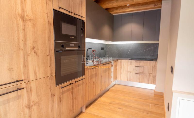 Foto 9c544253-e45b-4dd9-8ef7-eba3ed630db4. Reihenhaus mit kamin heizung parking in Fontanals de Cerdanya