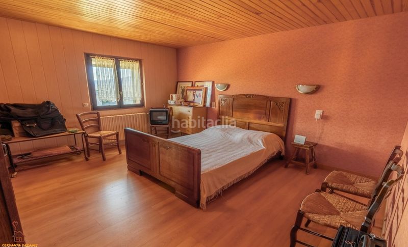 Foto 0a717100-784f-4bf0-b6dd-7a22a671d73d. Casa  con gran jardín en Osseja