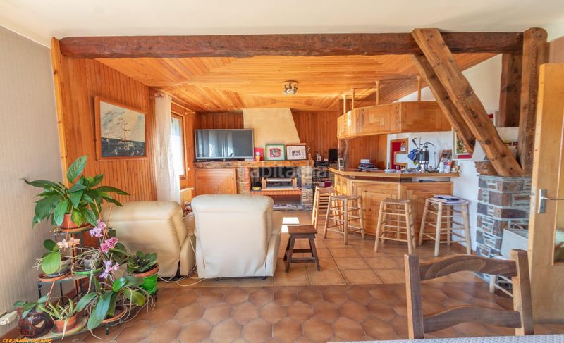 Foto b6bce44f-6906-43aa-b86c-fea76f14f882. Casa  con gran jardín en Osseja