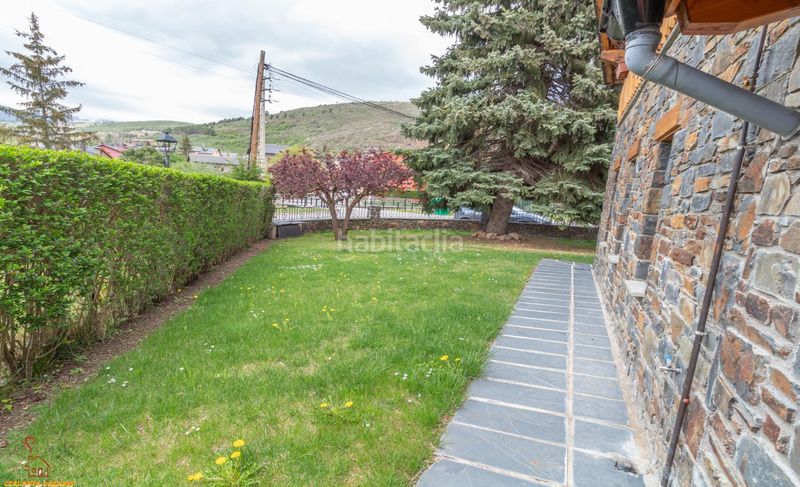 Foto 363a20c0-03a7-456f-a136-7858f86e0ce9. Chalet  con jardín privado en Llívia