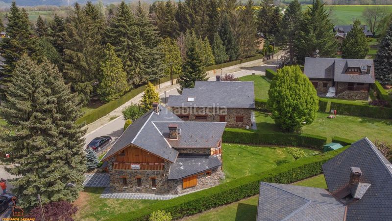 Foto 4d27aa95-e241-4ea1-a013-0e3dc22d22c0. Chalet  con jardín privado en Llívia