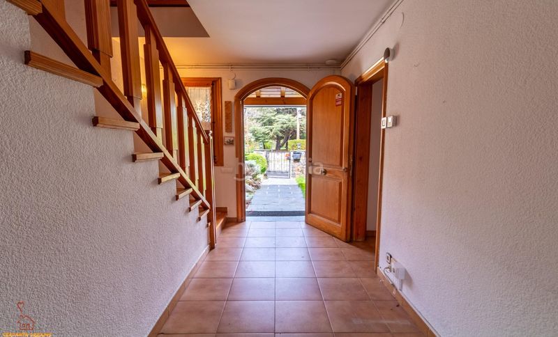 Foto 6c76724e-6396-45fb-a37f-1310f14b8db4. Chalet  con jardín privado en Llívia